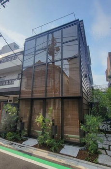 上野桜木の立体長屋 