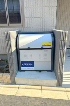 Ｕｎ　Ｒｅｖｅ　Ｎａｋａｎｏ 