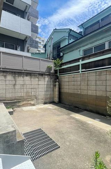 ＮＩＣＯＬＥ　ＧＡＲＤＥＮ 