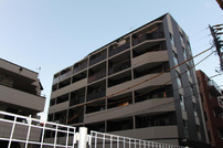 ＡＲＩＳＡ　ＣＯＵＲＴ（アリーサコート）