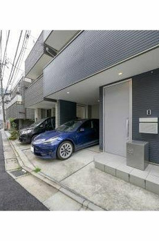 目黒上大崎戸建 