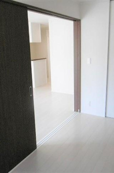 Ｒ　ｓｈｉｒｏｋａｎｅ　アールシロカネ 