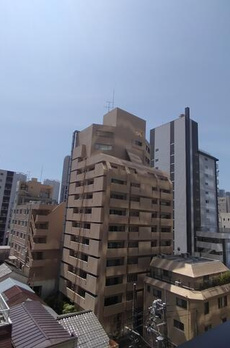 ＭＩＤ　ＴＯＷＥＲ　ＧＲＡＮＤ 