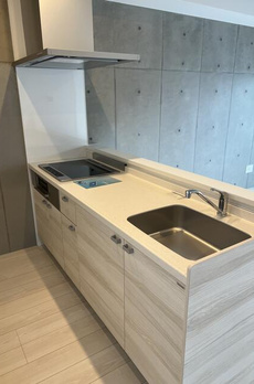 ＲＯＸＩＳ日暮里 