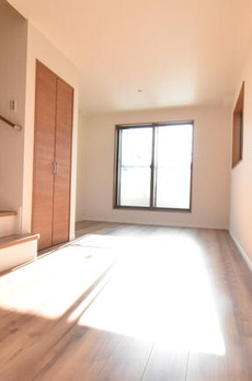 幡ヶ谷３丁目戸建 