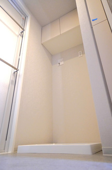 Ｂｒｉｌｌｉａ　ｉｓｔ　上野稲荷町 