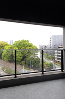 ＴＨＥ　ＤＯＯＲＳ　広尾 