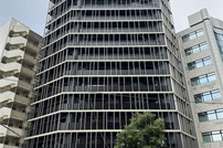 ＺＯＯＭ新宿御苑前