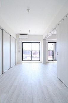 ＯＲＭＥ　ＣＯＵＲＴ　ＮＩＰＰＯＲＩ　ＥＡＳＴ 
