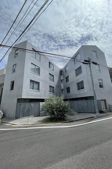 ミレドゥーエ三軒茶屋 