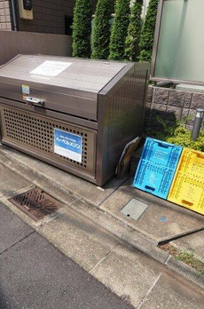 ロイヤル三軒茶屋 