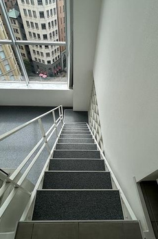 グラディート汐留ロッソ 