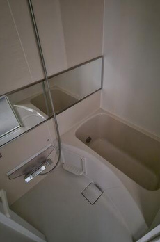 エピ三軒茶屋 