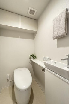 ＯＮＥ　ＲＯＯＦ　ＲＥＳＩＤＥＮＣＥ　ＮＩＳＨＩＮＩＰＰＯＲＩ 