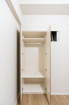 市谷台町坂フロント 