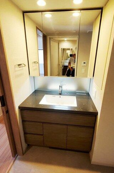 部屋番号：２０３ 