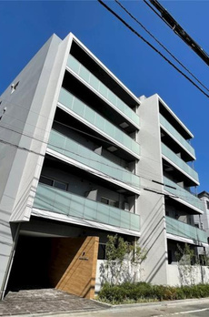 スリージア 