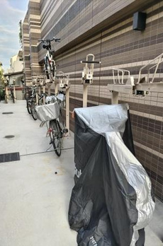 グランピア東中野 