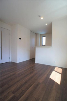 Ｈａｂｉｔａｔ　Ｋａｍａｄａ 