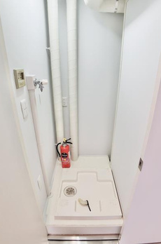 ｈｏｗｆｆ　ＲＥＬＡＸ三軒茶屋 