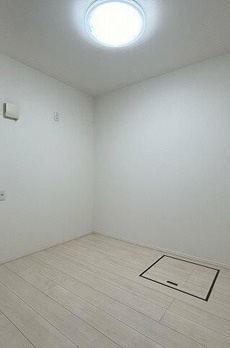 世田谷区弦巻三丁目 