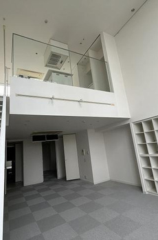 グラディート汐留ロッソ 