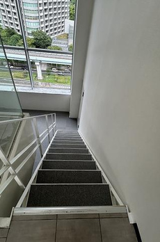 グラディート汐留ロッソ 