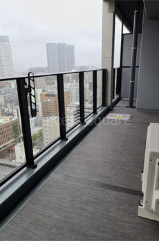 ＭＩＤ　ＴＯＷＥＲ　ＧＲＡＮＤ 
