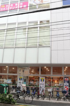 スリージア 