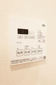 コンフォリア東新宿 