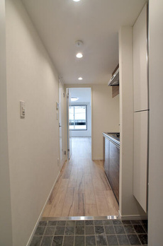 ＤＡＳＨ　ＬＩＶＩＮＧ　ＹＯＹＯＧＩ　ＵＥＨＡＲＡ 
