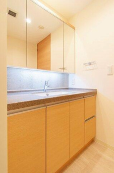セントラルパークタワー・ラ・トゥール新宿 