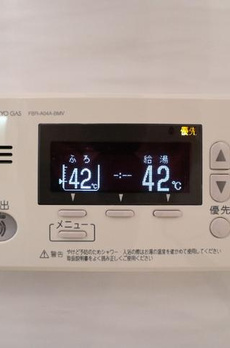 表参道ヒルズ　ゼルコバテラス　イースト 