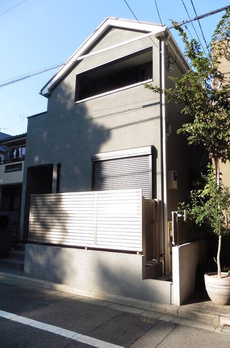 世田谷区下馬４丁目戸建 