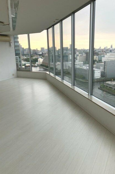 ＴＨＥ　ＴＯＹＯＳＵ　ＴＯＷＥＲ 