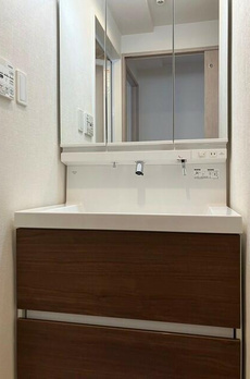 ラグゼナ秋葉原 