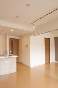 テラス・フルーブ弥生町 