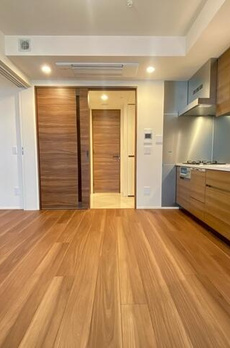部屋番号：８０１ 