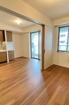 部屋番号：８０１ 