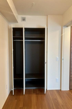 部屋番号：８０１ 