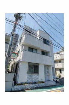 西新宿4丁目戸建 