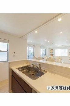 西新宿4丁目戸建 