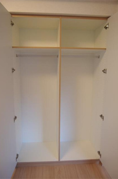 ルーブル中野坂上伍番館 