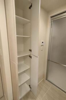 ＭＩＤ　ＴＯＷＥＲ　ＧＲＡＮＤ 