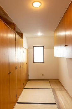 テラス三栄町 