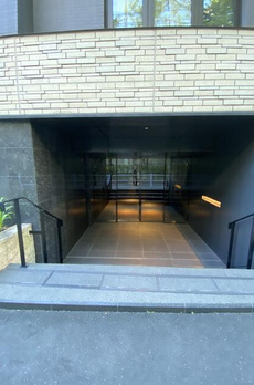 オープンレジデンシア広尾ザ・ハウスＮｏｒｔｈ　Ｃｏｕｒｔ 