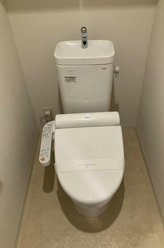 ＷＨＡＲＦ森下 