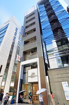 ニューギンザビル10号館 