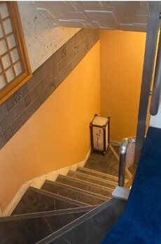 銀座MCビル 専用階段