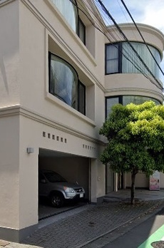Listia Nakameguro Building 